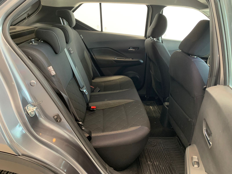 Nissan Kicks  5 pts. Advance, 1.6l, TA, a/ac., VE, RA-17 2017